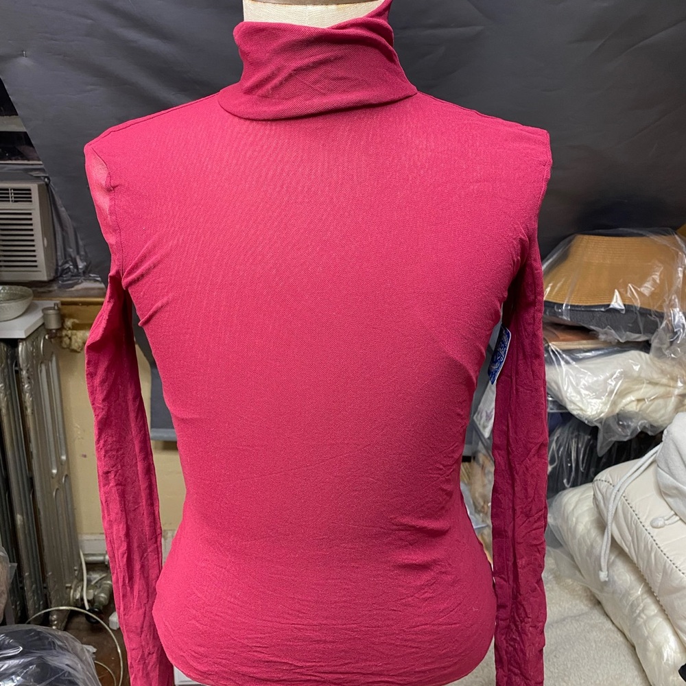 Maroon, deep red turtleneck